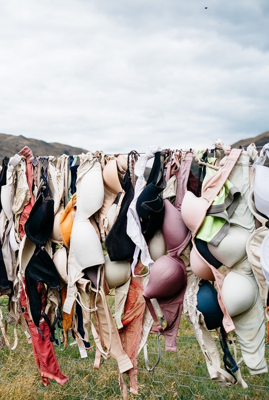 6 questions sur les micro-plastiques : ce poison caché dans les fibres synthétiques